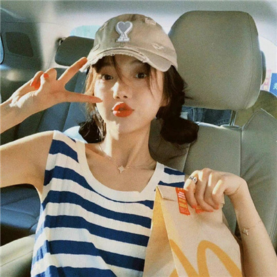 乌鲁木齐伴游女生铎忆柏的资料
