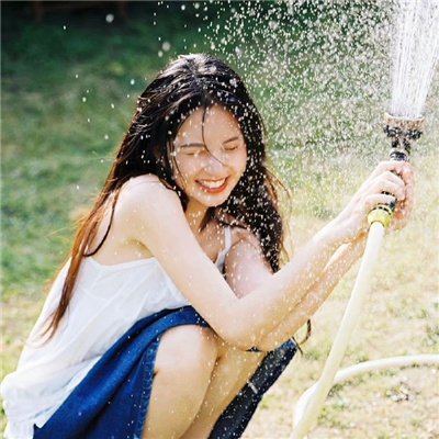 乌鲁木齐伴游女生方忆彤的资料