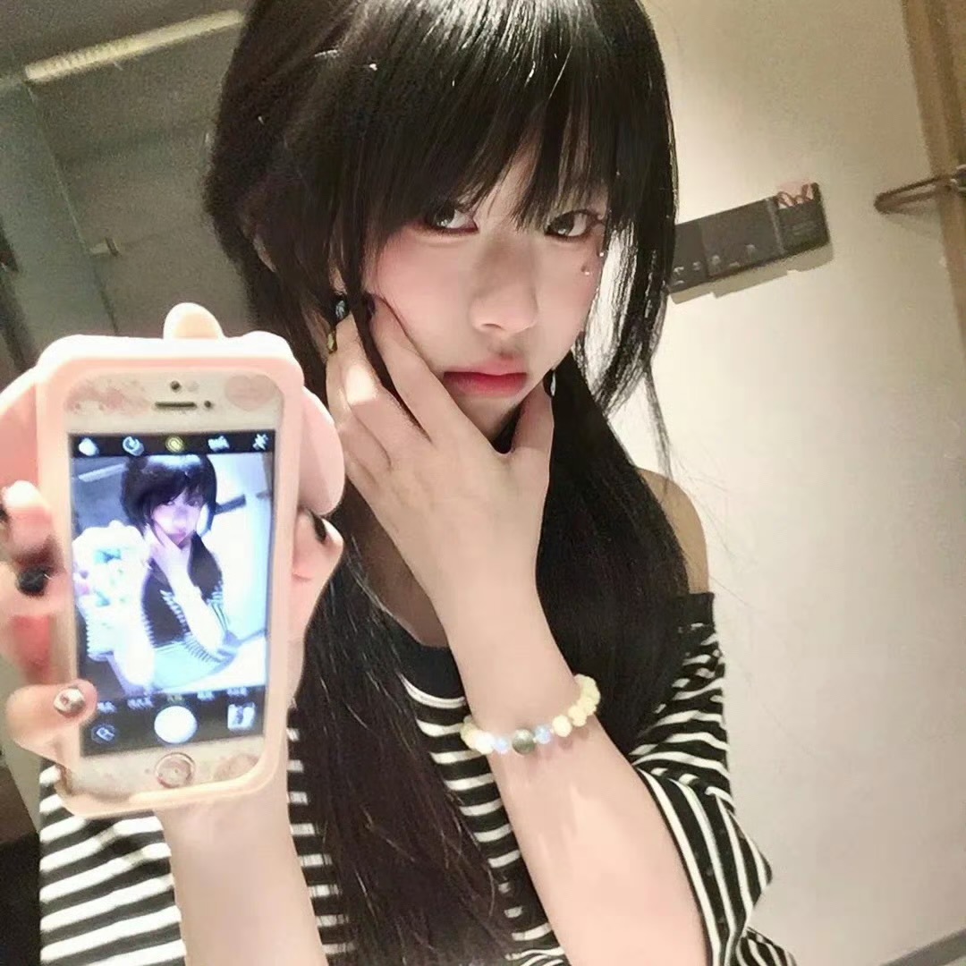 乌鲁木齐伴游女生 | 林小柔 🌸 的资料