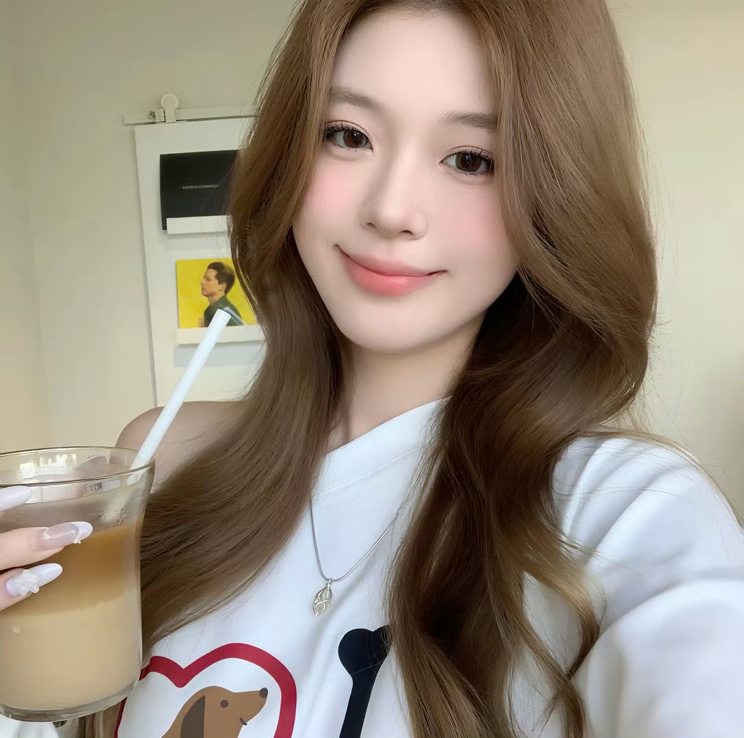 乌鲁木齐伴游女生 | Isabella的资料