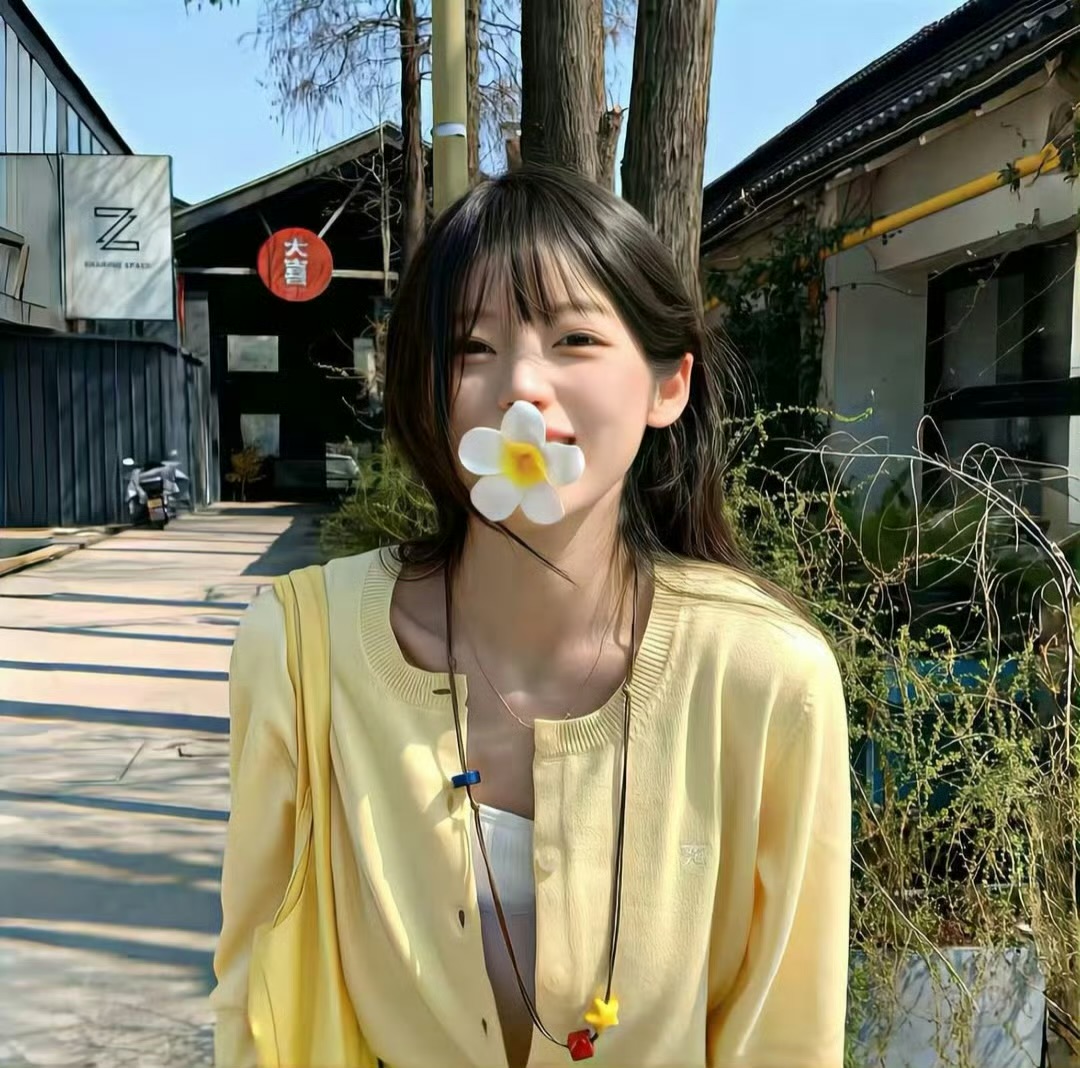 乌鲁木齐伴游女生 | 甜甜糖 🍭的资料